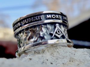 masonic ring