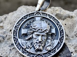 Jesus pendant