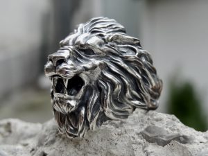 lion ring
